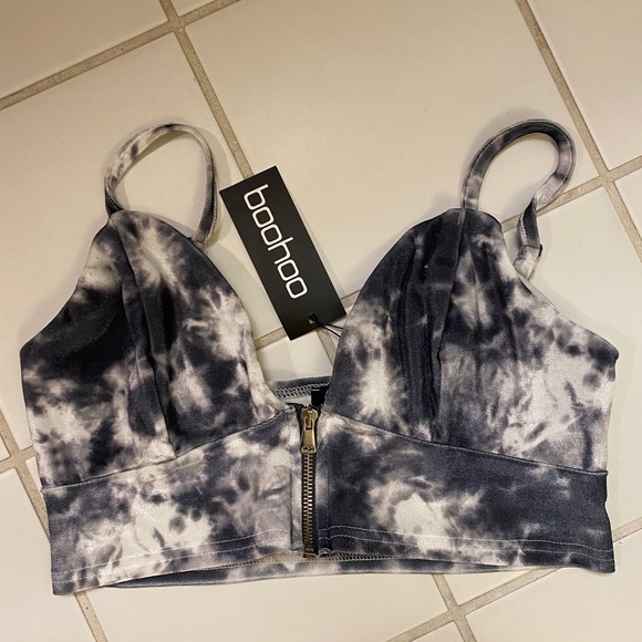 Boohoo velvet crop bralette top - Picture 2 of 2